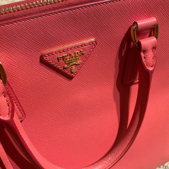 PRADA handbag - Picture 2 of 12